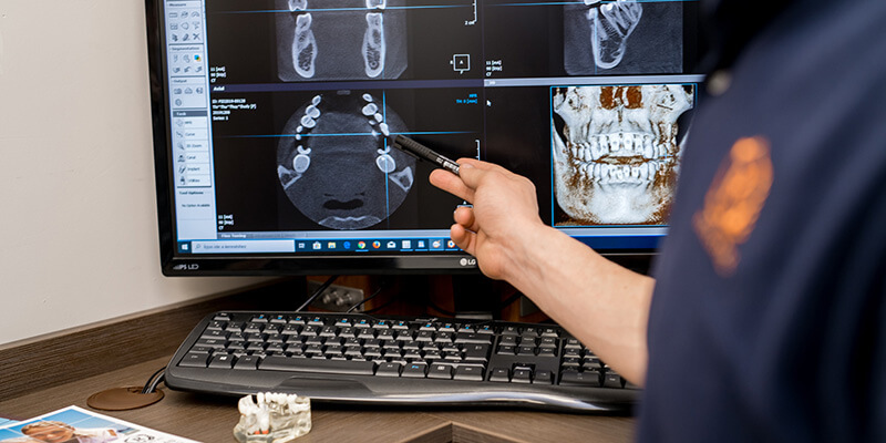 Lernen Sie unsere Zahnklinik in Budapest erstmal kennen.